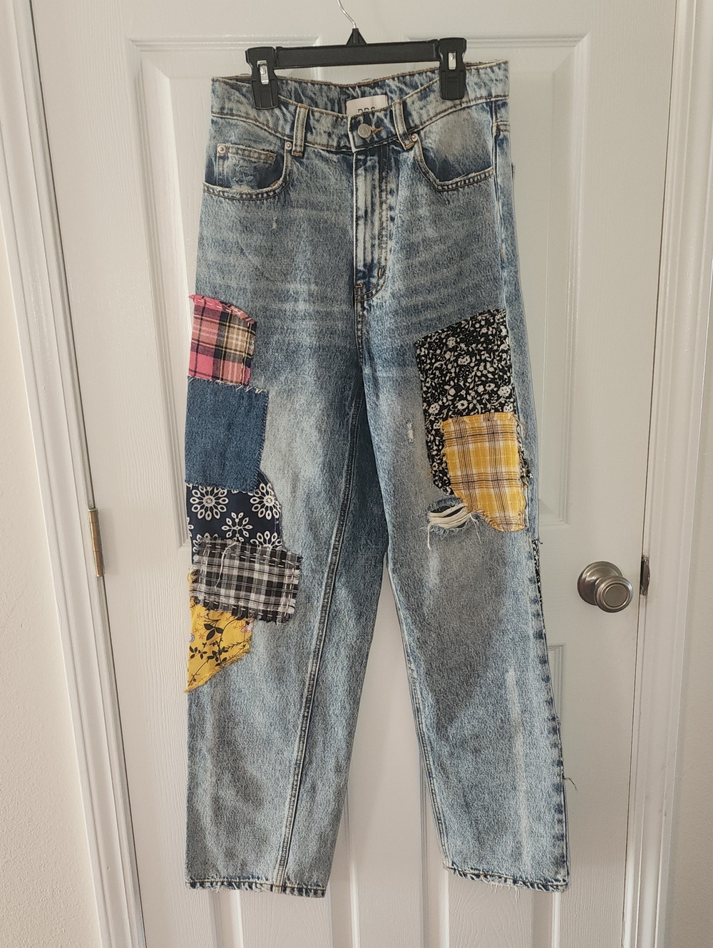 BDG Light Wash Straight Leg Jeans with Pink & Yellow Patchwork 26
